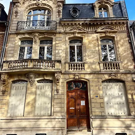 T1 Lumineux & Cosy, Vue Cathedrale, Centre Apartment *