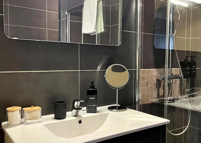 T1 Lumineux & Cosy, Vue Cathedrale, Centre *